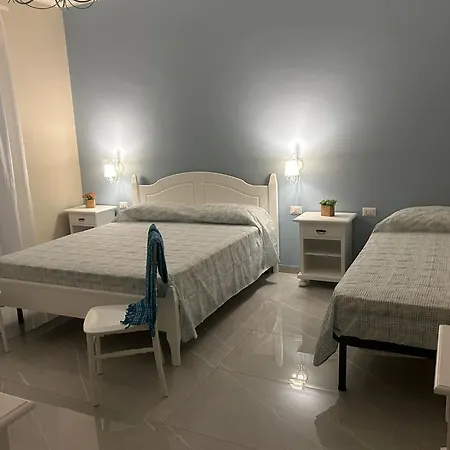 Bed & Breakfast Five Licata