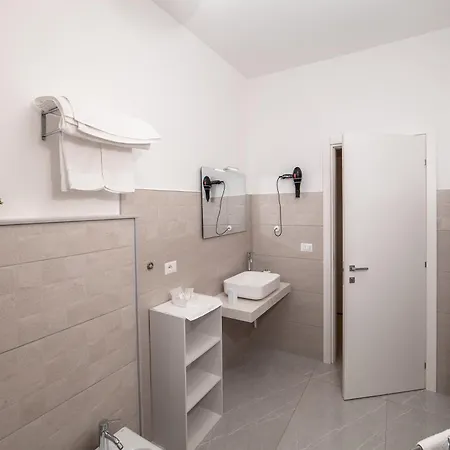 Bed and breakfast Five Licata
