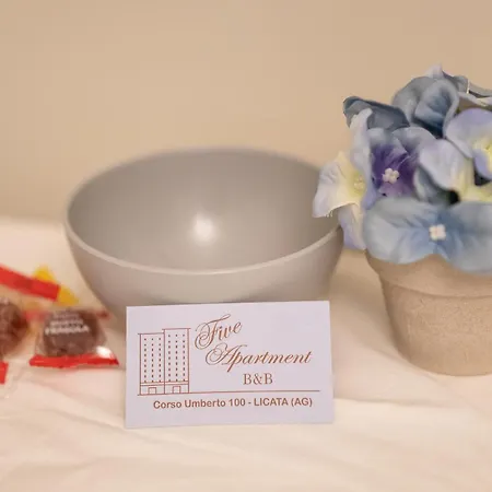 Bed & Breakfast Five