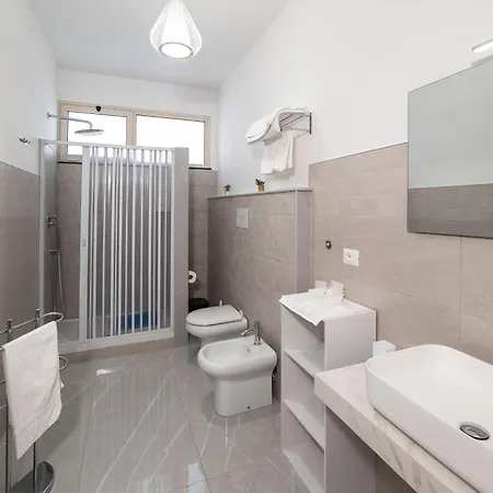 Five Oda ve Kahvaltı