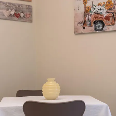 Bed & Breakfast Five 4*